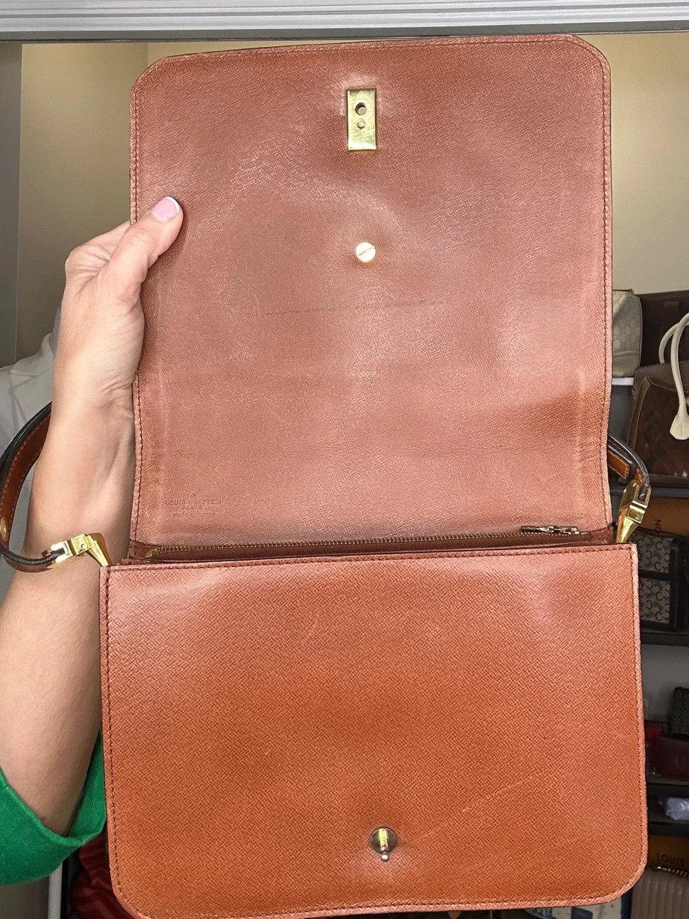 Louis Vuitton Vintage Sac Rond Point Monogram Shoulder Bag | Rare | 2 COAs - Picture 14 of 17
